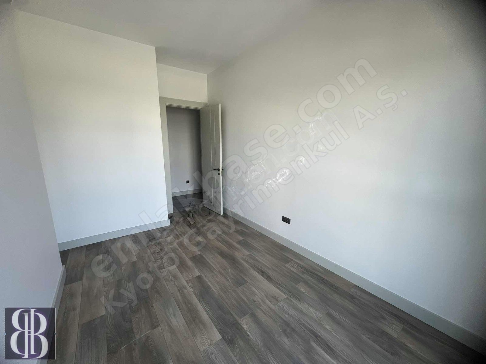 KYOTO'DAN KAYAŞEHİR EBRULİ SİTESİNDE 4+1 SATILIK DAİRE